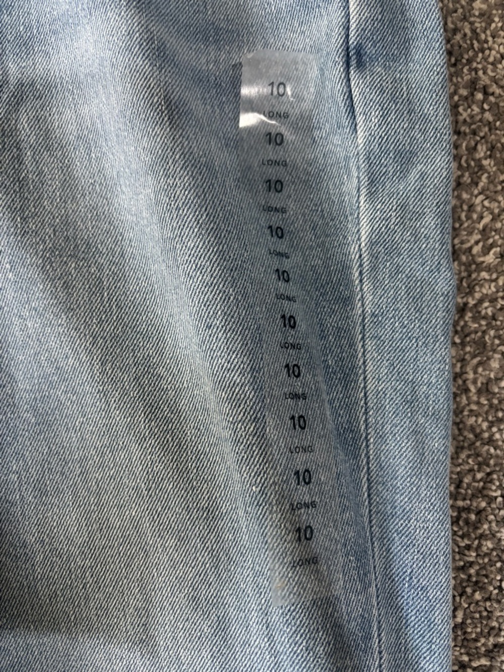 American Eagle Outfitters Light Blue Distressed Mom Jeans - Picture 3 of 5